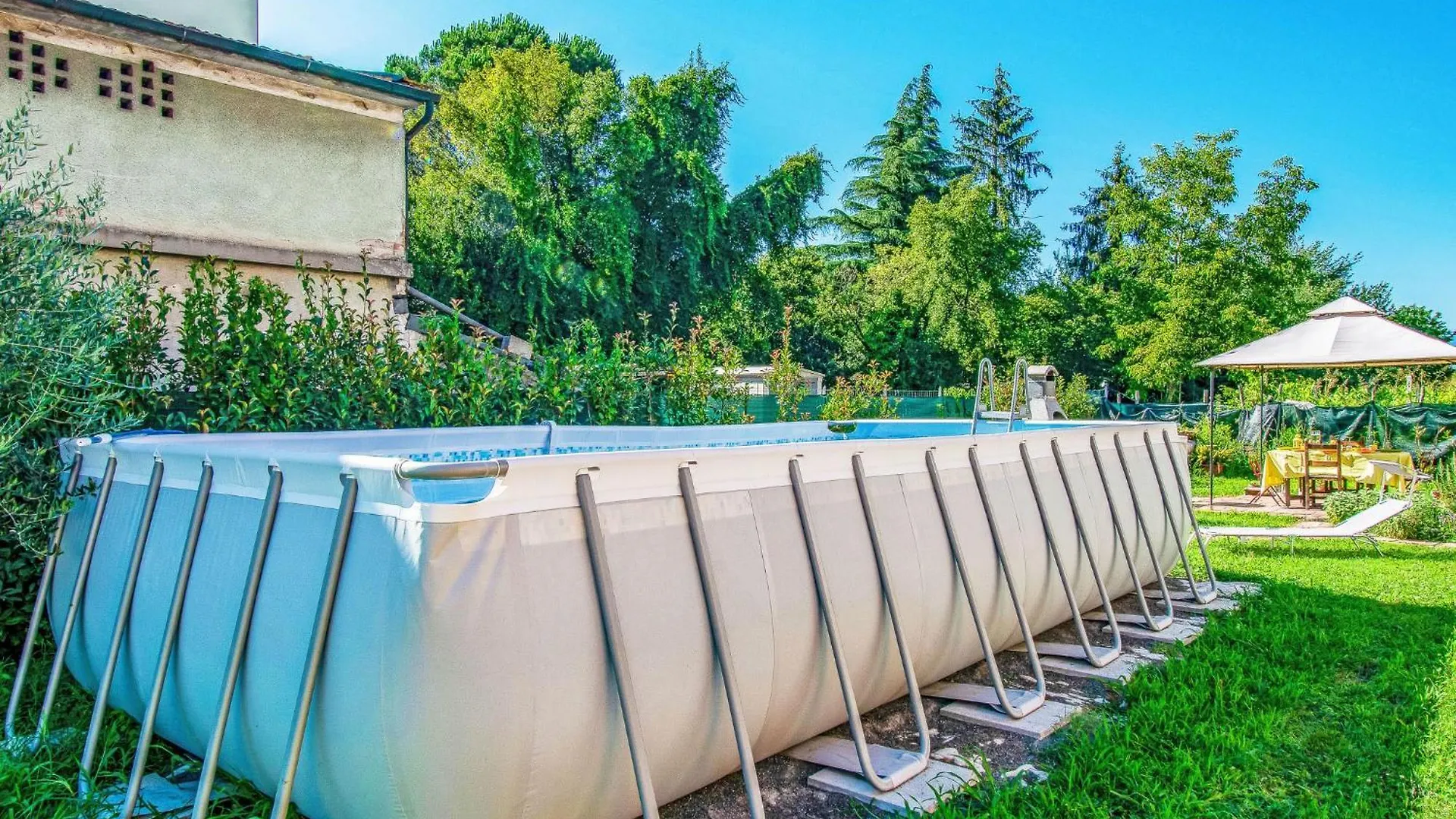 Apartment Pinot By Interhome Lucca Italien